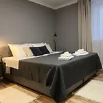Cinderella Apartment With Free Parking